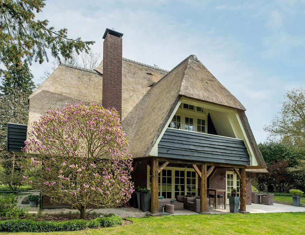 ROYALE VILLA IN JAREN ’20 STIJL | OOSTERBEEK